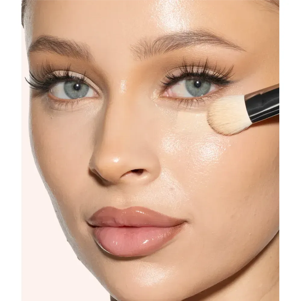 UNDEREYE BUFF BRUSH - Image 2