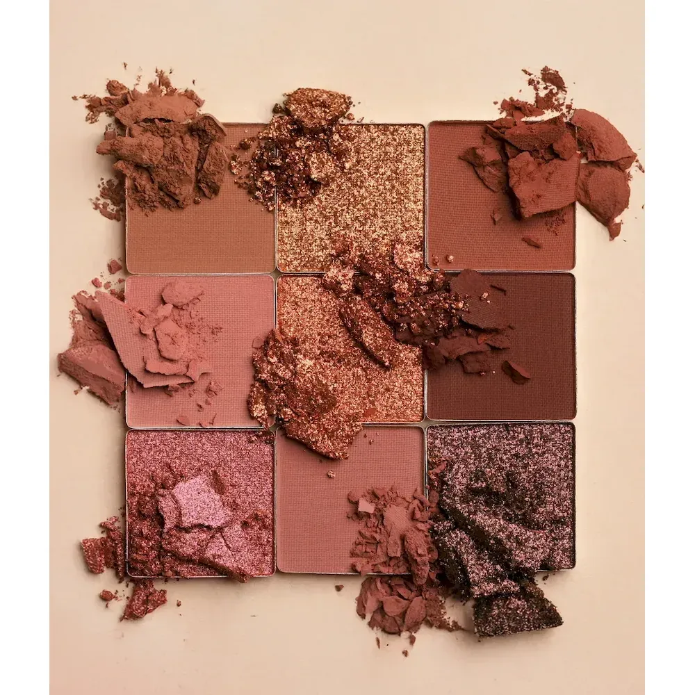 NUDE OBSESSIONS EYESHADOW PALETTE - Image 22