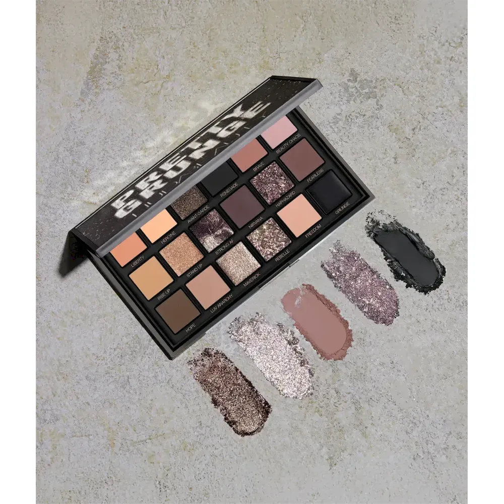 PRETTY GRUNGE EYESHADOW PALETTE - Image 11